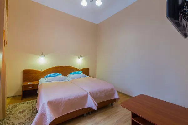 Студия в корпусе Центральный в санатории Нарзан в городе Кисловодске - фотография