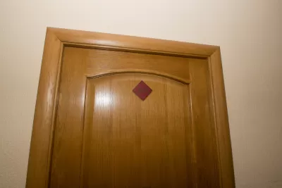 Улучшенный двухместный номер в корпусе Центральный в санатории Нарзан в городе Кисловодске - фотография