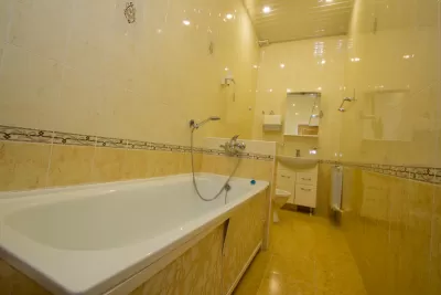 Люкс двухкомнатный в корпусе Центральный в санатории Нарзан в городе Кисловодске - фотография