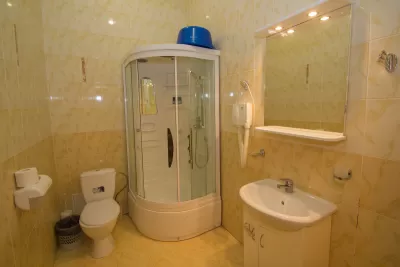 Студия в корпусе Центральный в санатории Нарзан в городе Кисловодске - фотография